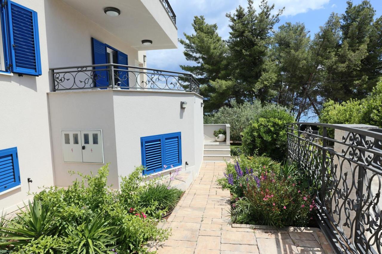 Villa La Bomboniera Slatine Bagian luar foto