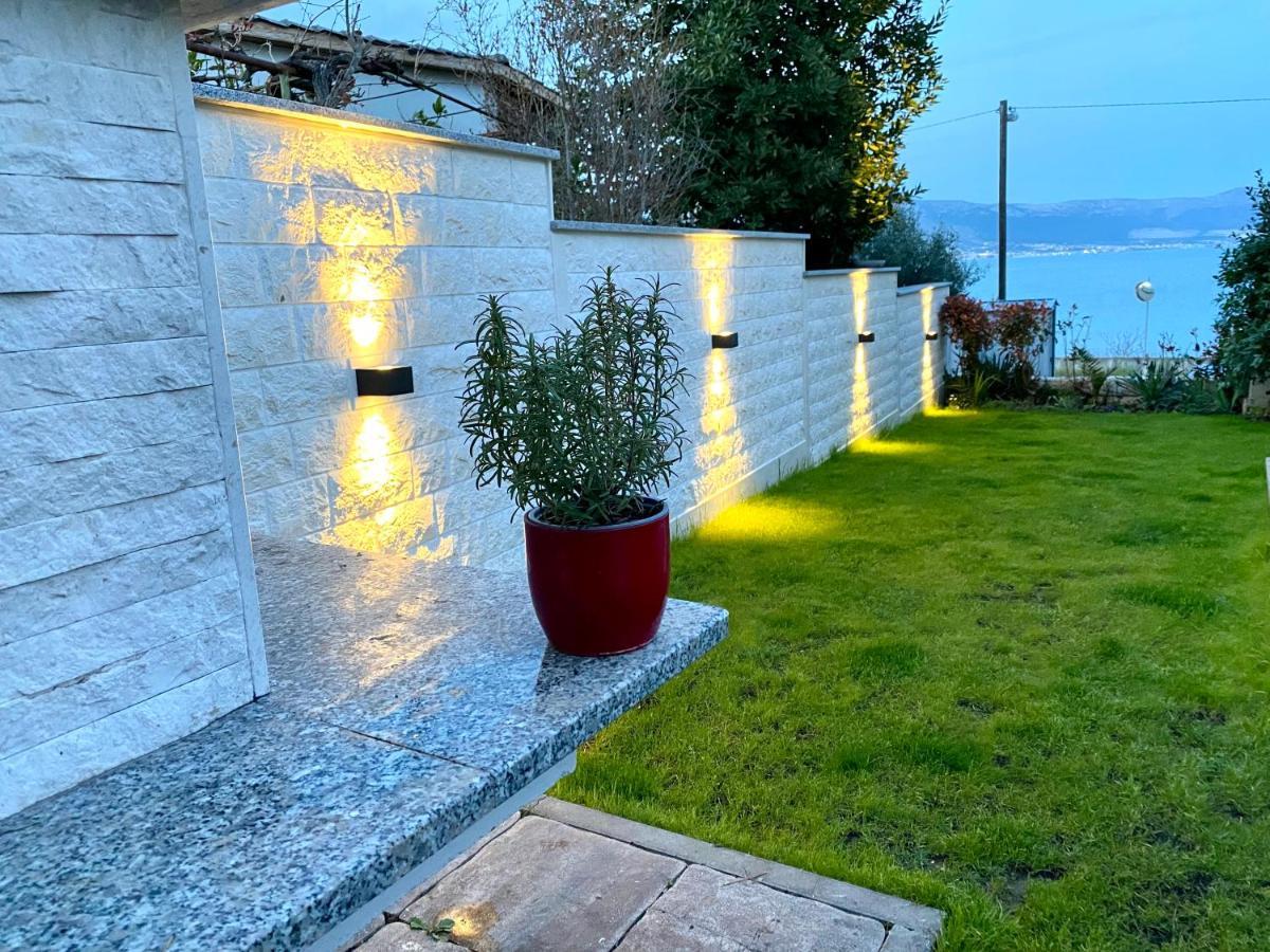 Villa La Bomboniera Slatine Bagian luar foto